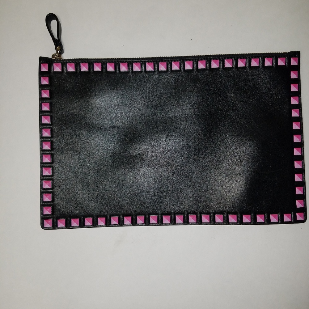 Valentino garavani leather rock stud clutch